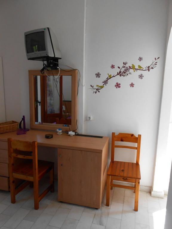 Socrates Studios&Apartments Acharavi  Habitación foto